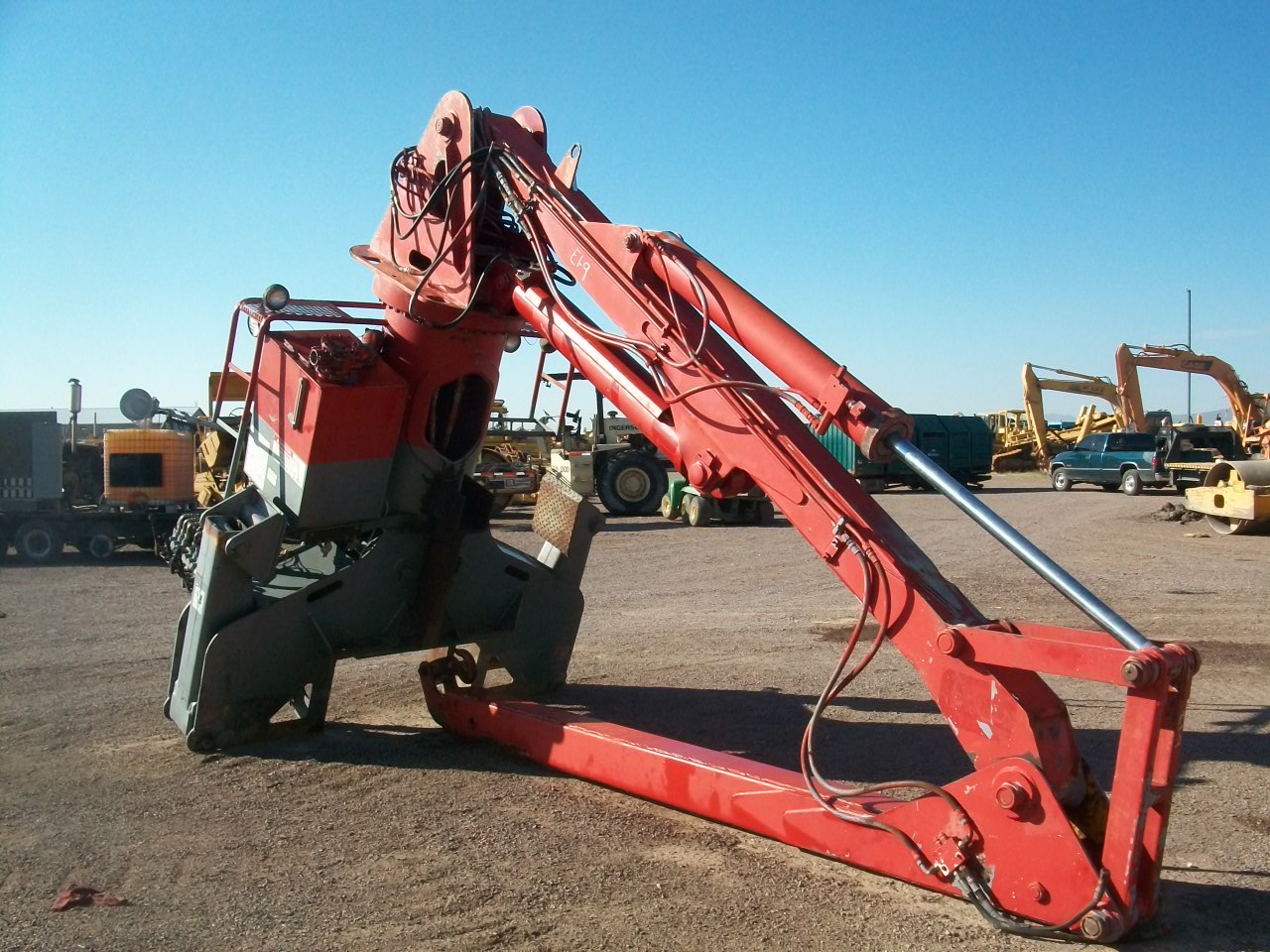 ./imagenes/INVOICE/2019/5065/GRUA HUSKY BRUTE H170 (3).JPG